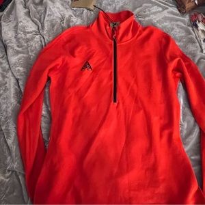 Zip up top